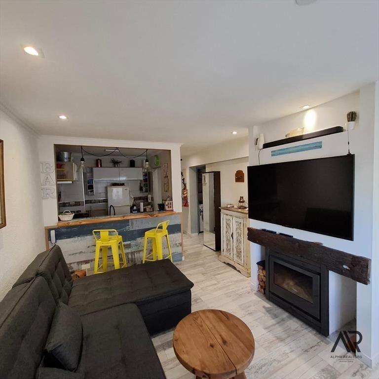 Apartamento en alquiler temporario c/ cochera en Península