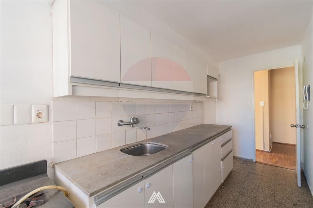 Venta, apartamento de 3 dormitorios en Barrio Sur