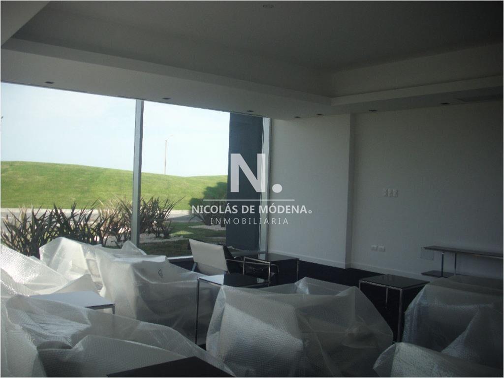 Vende apartamento en Tiburon III, Playa Brava,