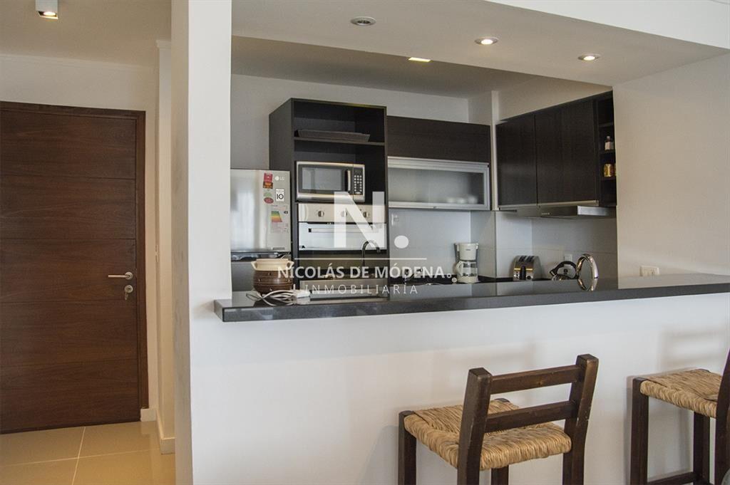 Departamento de 2 dormitorios en venta en torre