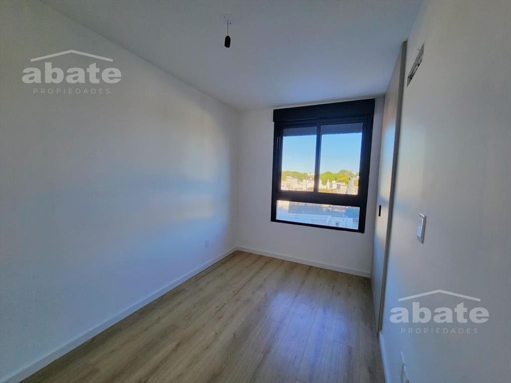 Venta apartamento 2 dormitorios en Parque Batlle al frente