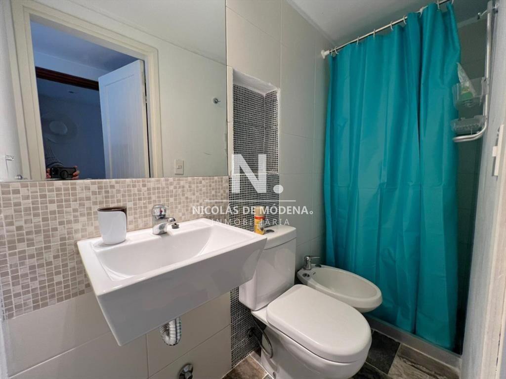Vende apartamento de 3 dormitorios en Península