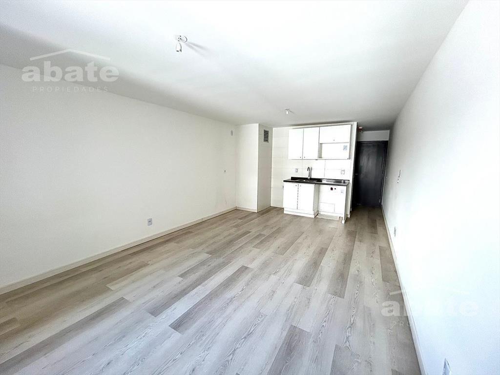 Alquiler apartamento monoambiente en Tres Cruces - Próximo