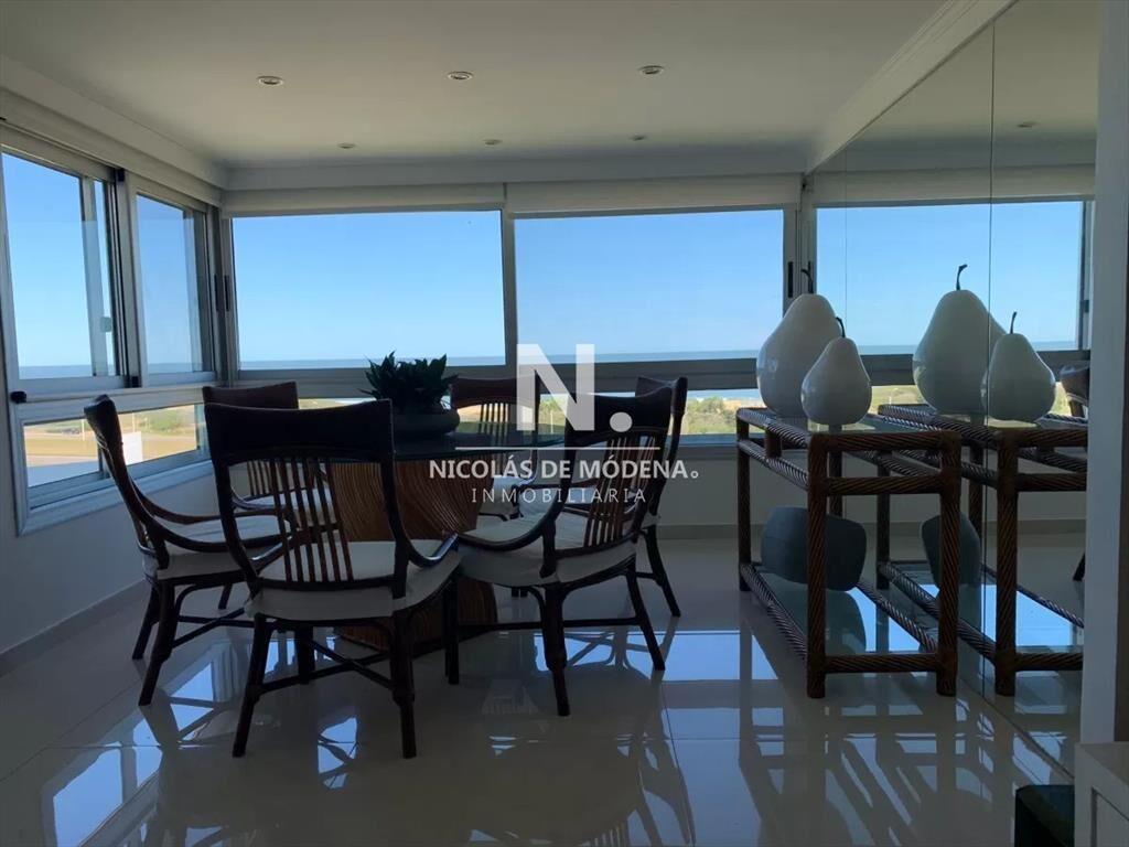 Apartamento en primera linea, 5 dormitorios en