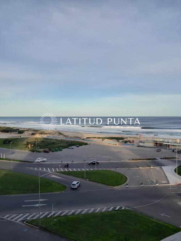 Apartamento en Imperiale, 3 dormitorios