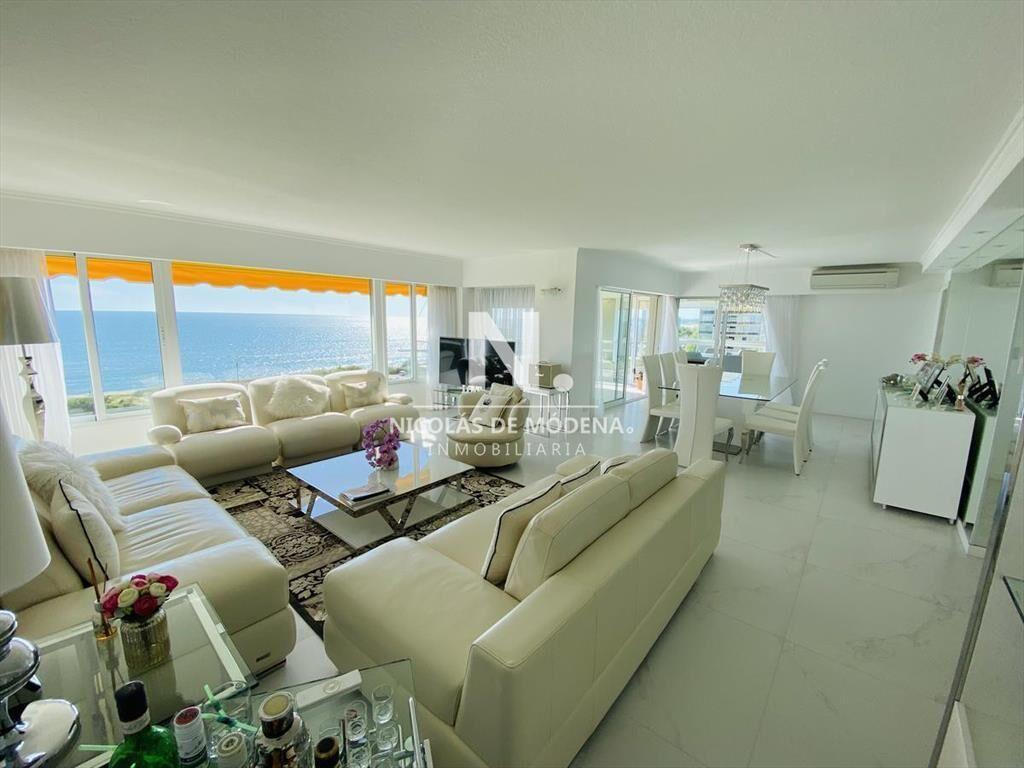 EXCELENTE APARTAMENTO EN PLAYA MANSA