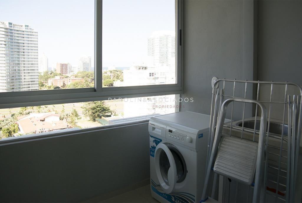 Hermoso Departamento en venta, mansa. Punta del