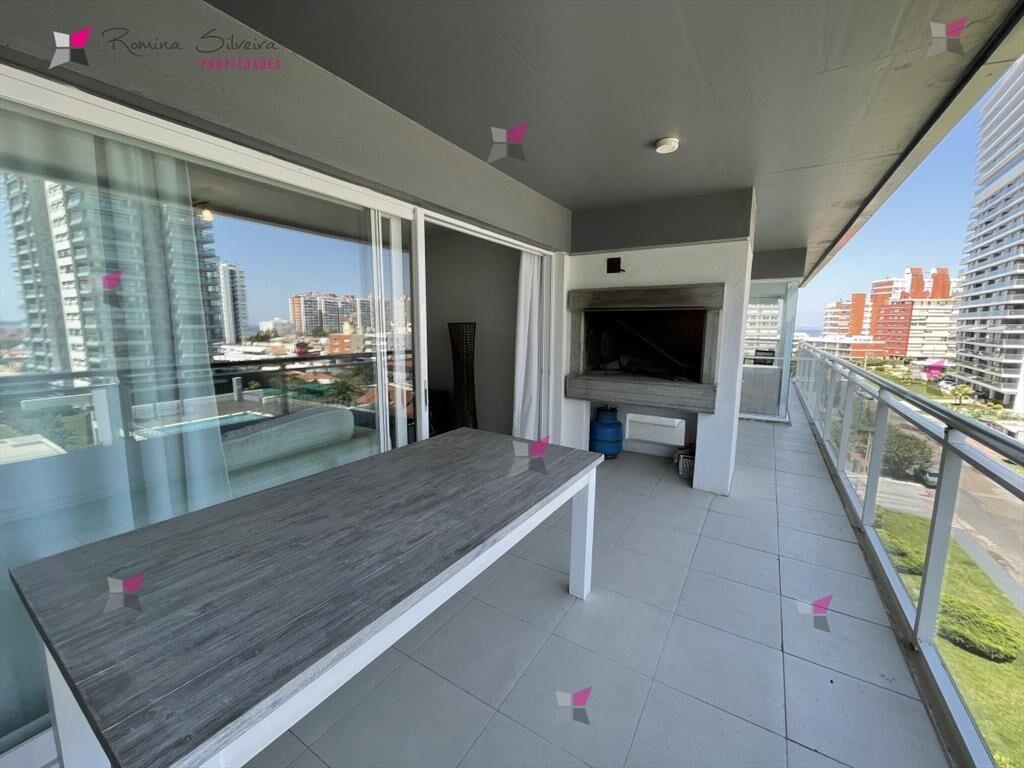 Apartamento en Aidy Grill, 3 dormitorios , venta, torre de
