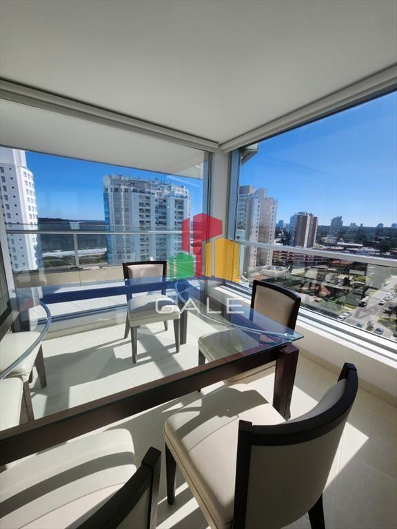 Vende apartamento de 3 dormitorios en Mansa- del