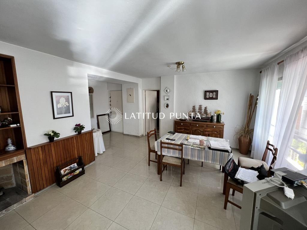 Apartamento de 3 dormitorios en Península, Punta