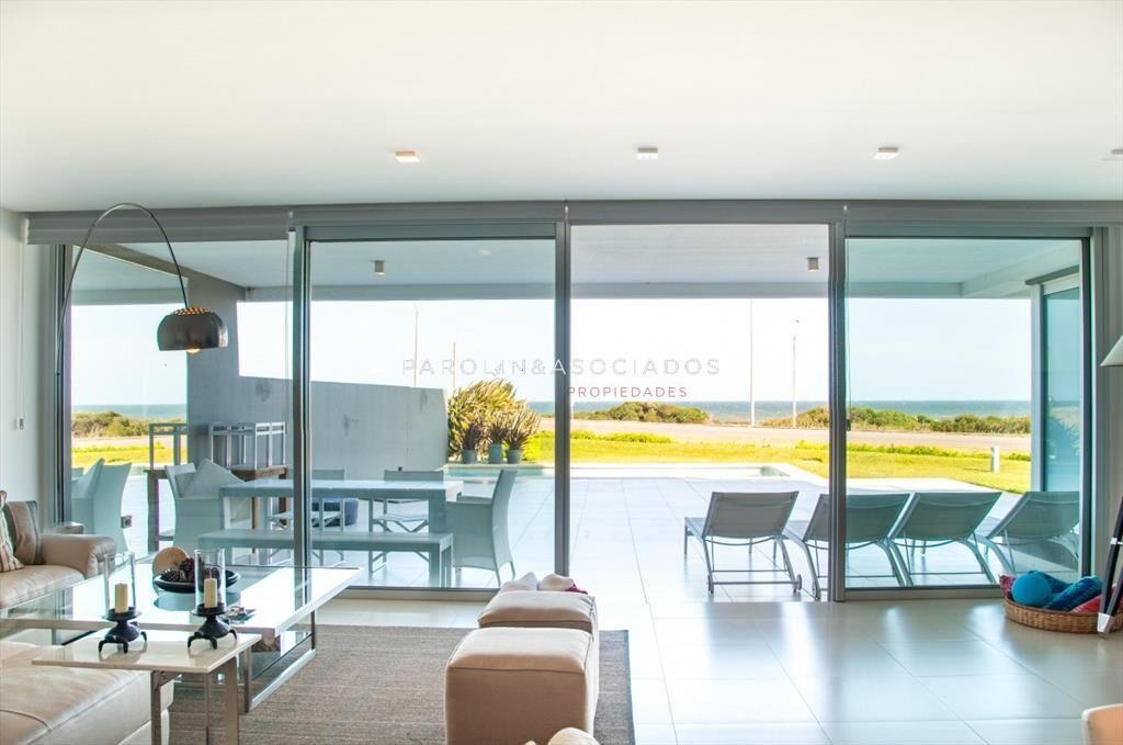 Apartamento en venta en planta baja en Tiburón