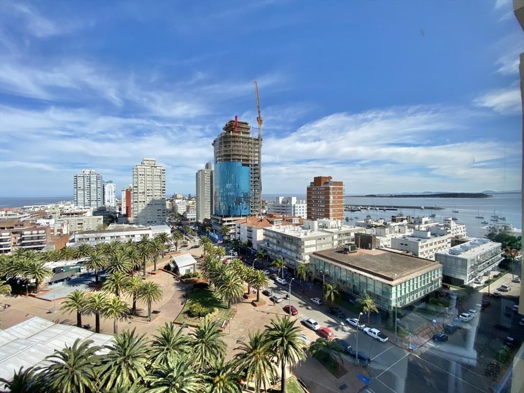 ALQUILER TEMPORAL APARTAMENTO DE 3 DORMITORIOS -