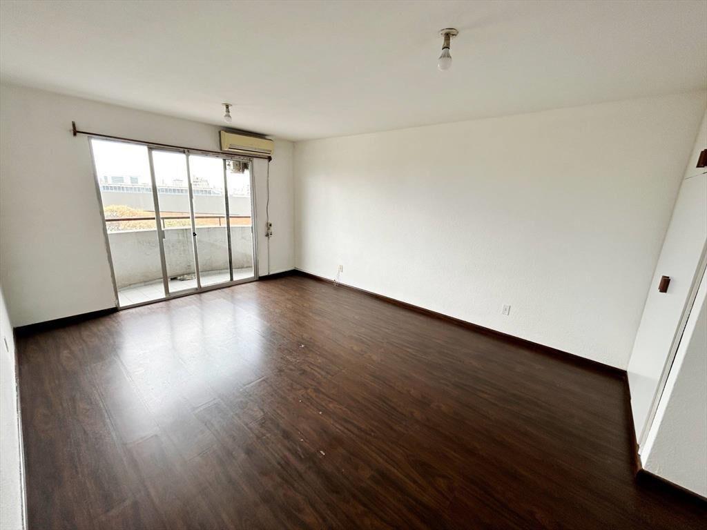 Alquiler de Apartamento en Avelino Miranda  Monoambiente en
