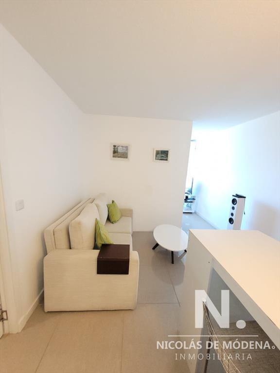 Apartamento en venta, Torre con Amenities - Playa Brava, Pu