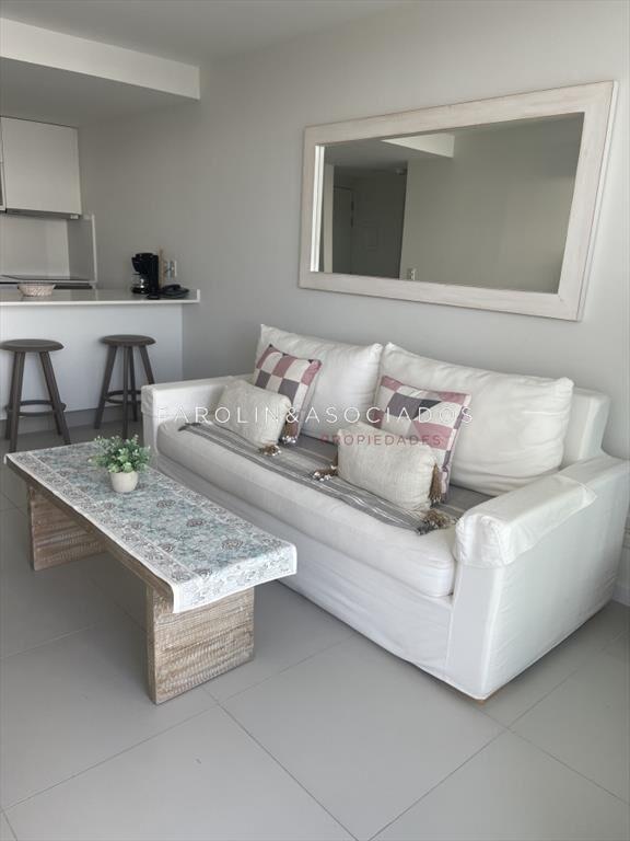 Apartamento en VENTA, Playa mansa, 1 dormitorio,