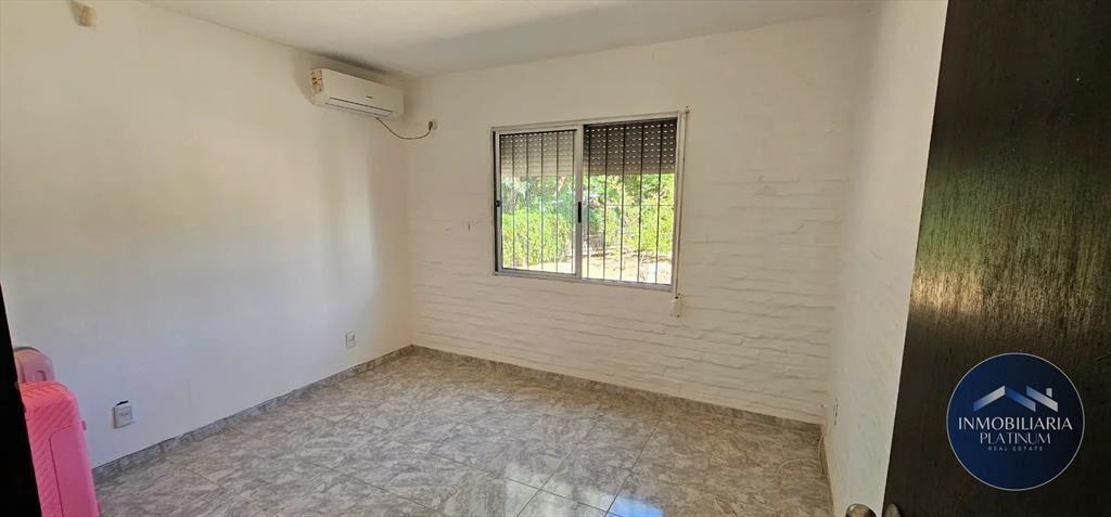 Venta dos casas mismo padron, 3dormitorios, La Floresta.