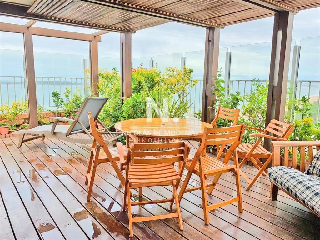 Penthouse en venta en Torre Tequendama, frente al