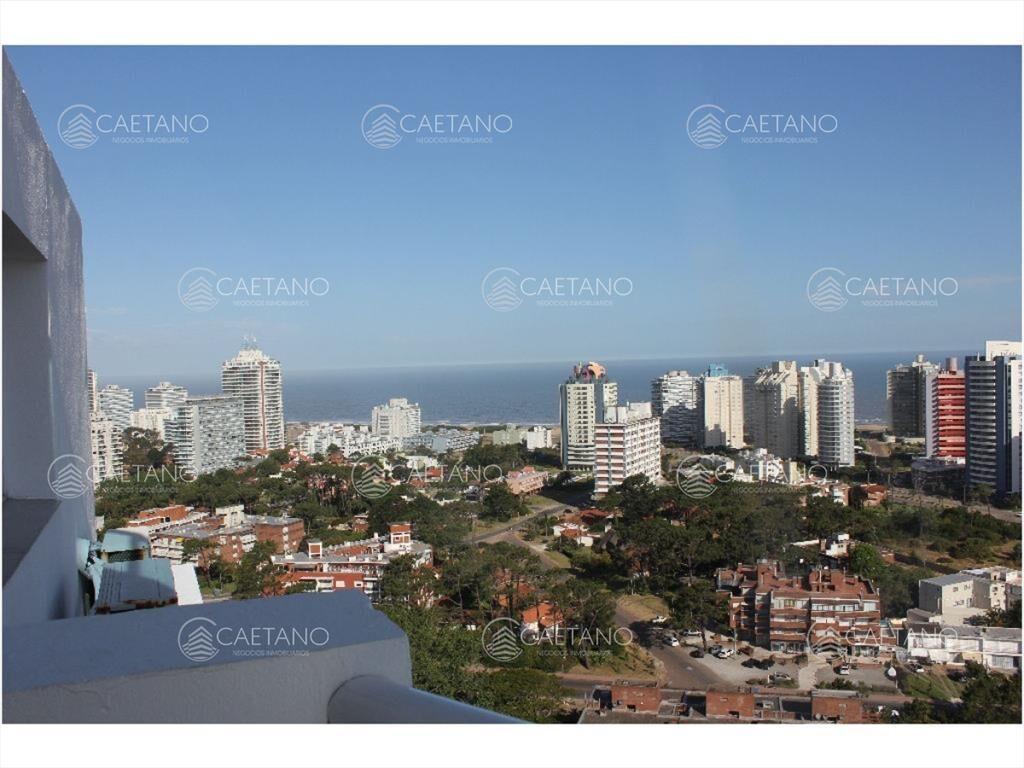 apartamento con vista a playa mansa