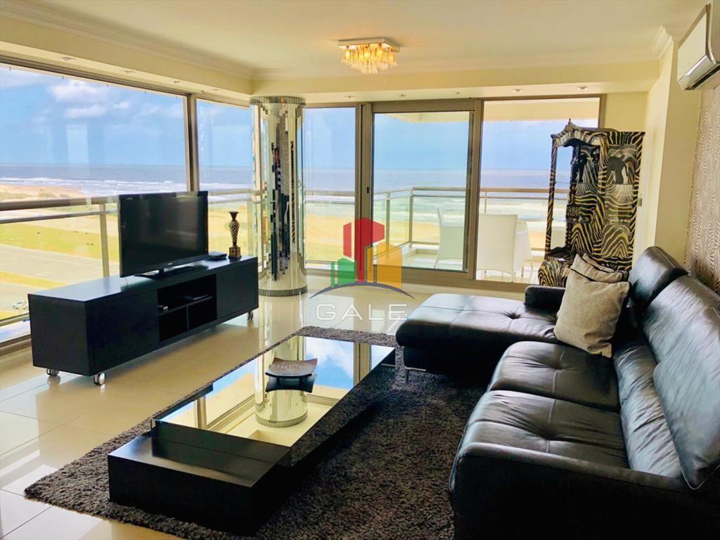 Apartamento en Imperiale Cuatro Dormitorios Punta
