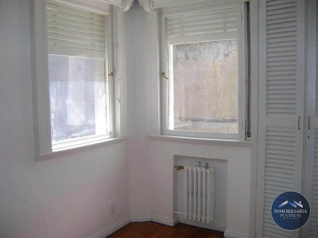 Apartamento en alquiler c/ cochera en Centro