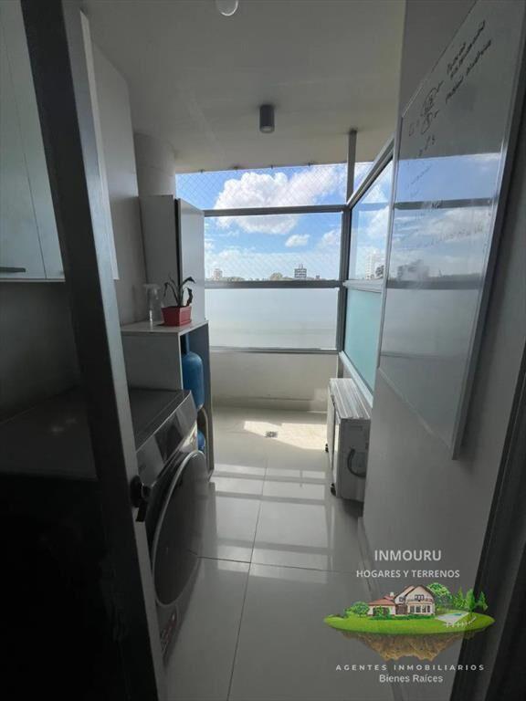 Vendo Hermoso y Moderno Apartamento en Complejo Cerrado en