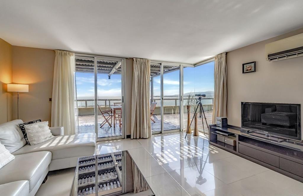 VENTA DEPARTAMENTO 3 DORMITORIOS PIRIAPOLIS