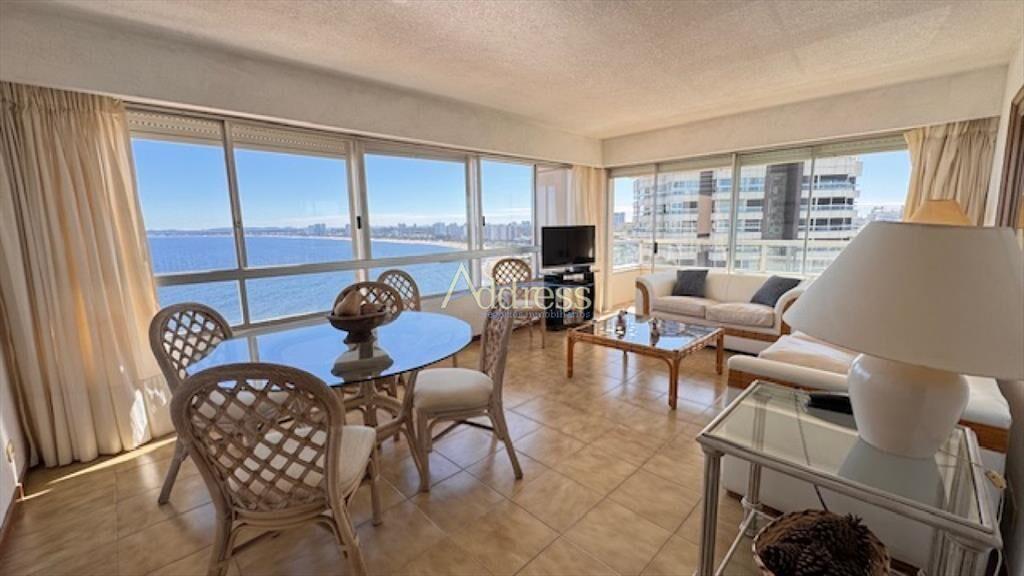 Apartamento de 3 dor, 3 baños, Balcon y Garage cuenta con