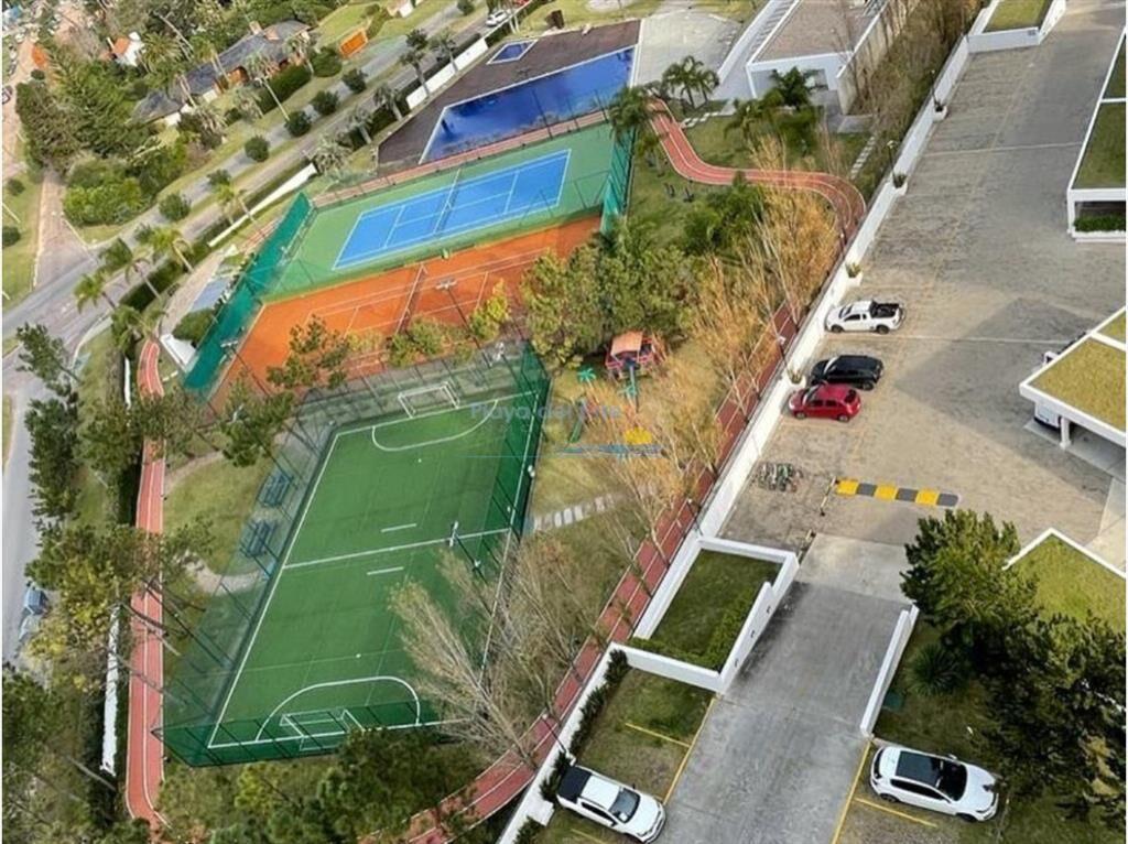 Apartamento en Venta de 3 dormitorios en Punta ,
