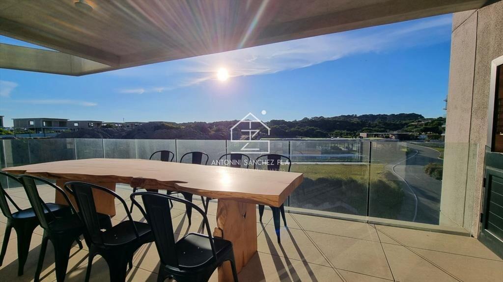 Apartamento en Aldeana, 4 dormitorios en Suite,