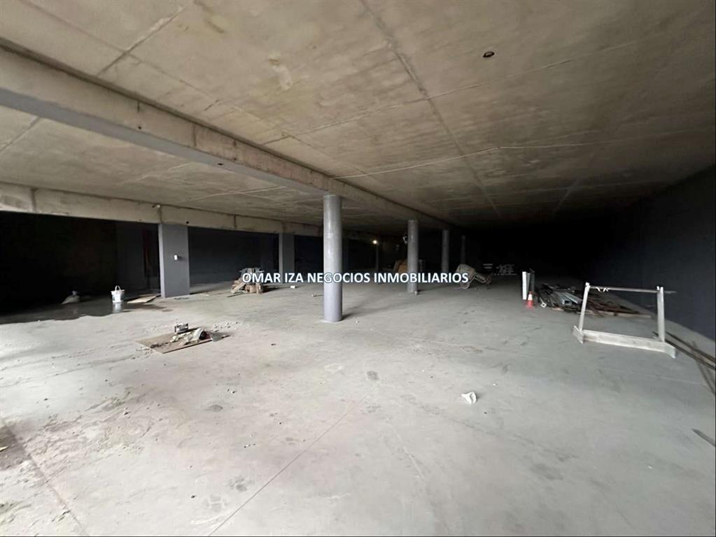 VENTA ALQUILER LOCAL COMERCIAL EN UNION, PRIMERA LINEA, GAL
