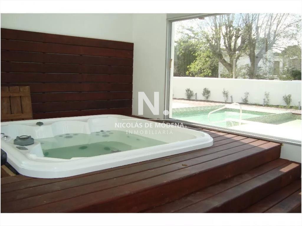 En venta apartamento de 2 dormitorios con vista