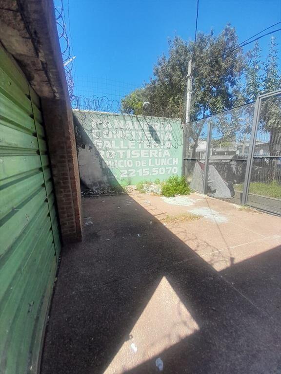 Local Comercial en Alquiler – Pérez Castellanos
