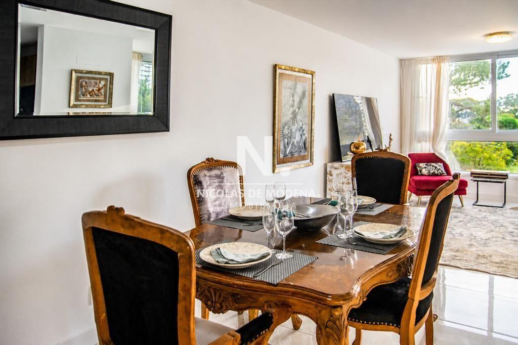 En venta apartamento de 3 dormitorios en Brava,