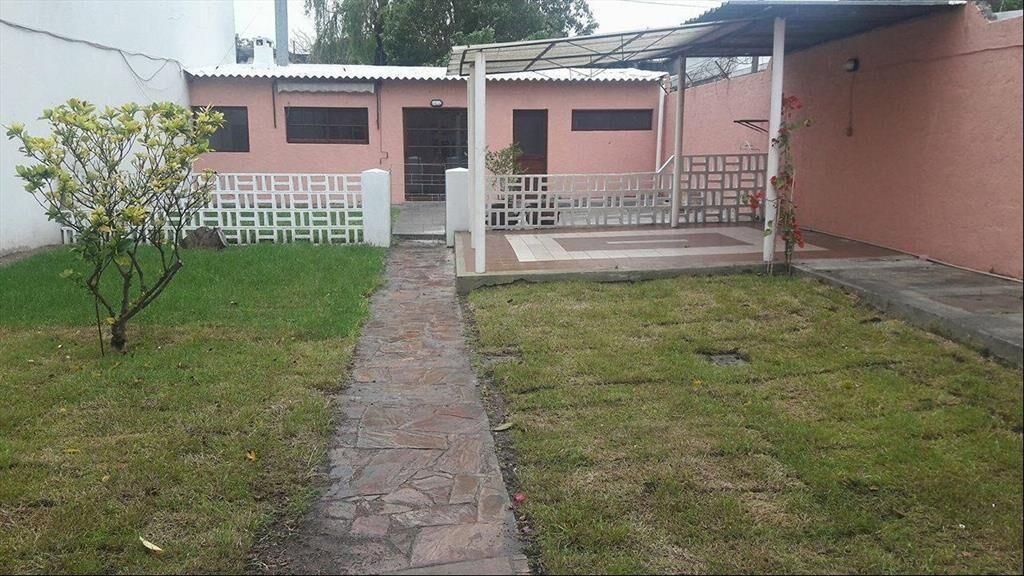VENTA PADRÓN ÚNICO IDEAL 2 FAMILIAS ADMITE ALTURA