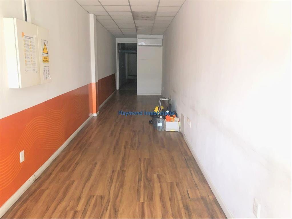 Venta local 339m2 sobre Av. 8 de octubre