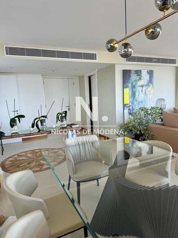 Departamento en  venta de 3 dormitorios y en III
