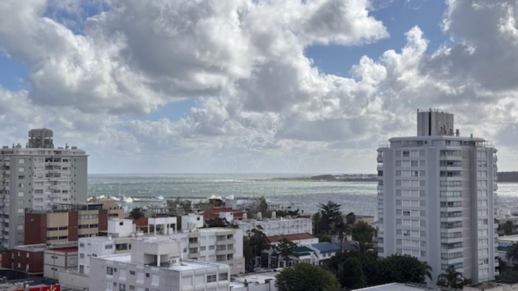 Apartamento en Peninsula, 1 dormitorios y medio