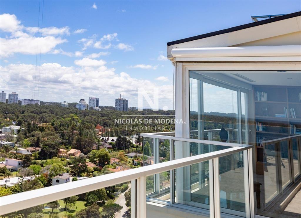 Hermoso Penthouse en piso 17