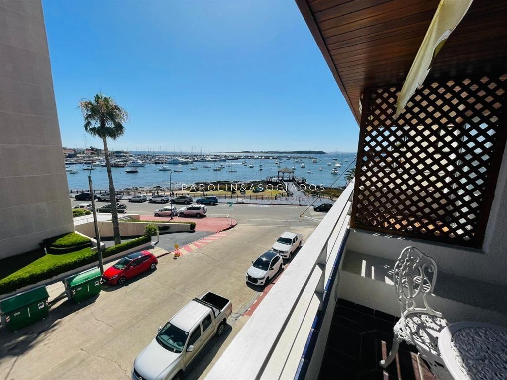 Apartamento en venta de 3 dormitorios en Punta
