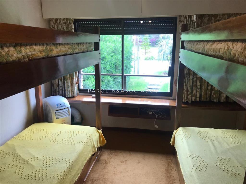 Apartamento en venta de 4 dormitorios en Sea del