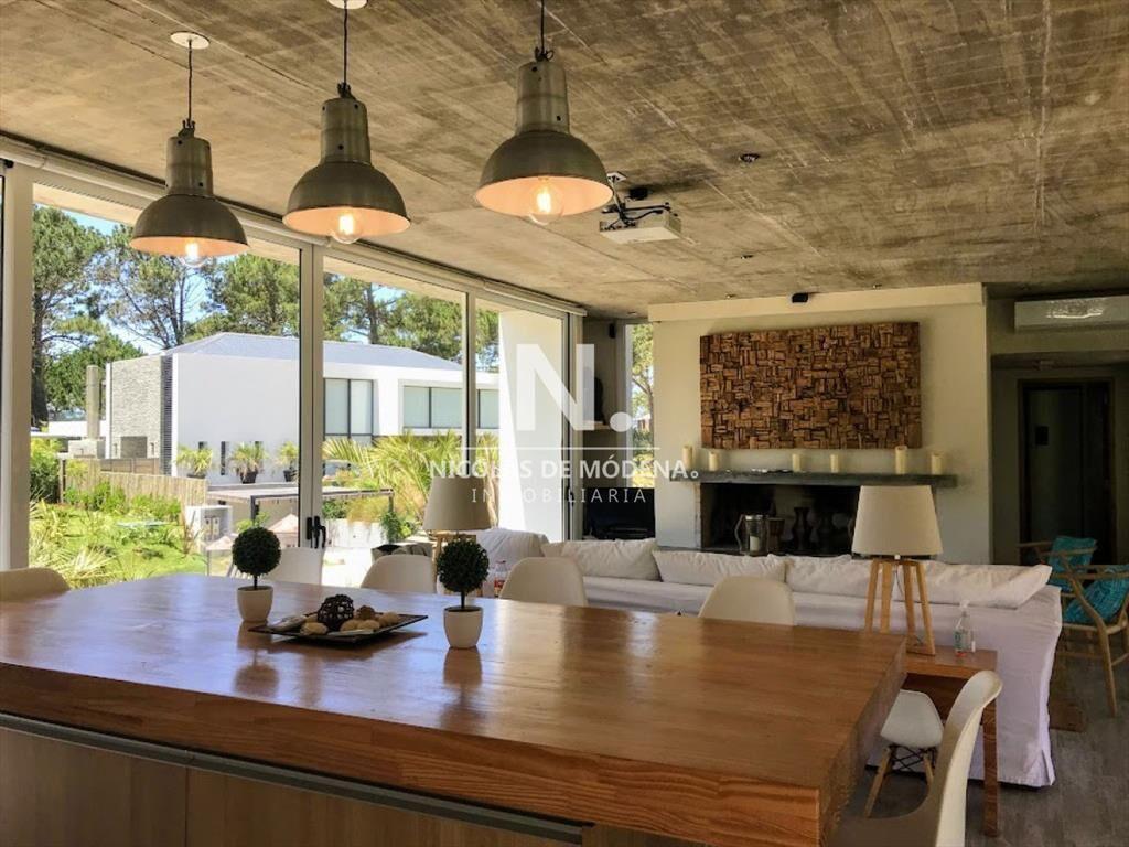 Casa en venta de 3 dormitorios con Amplio JardÃn