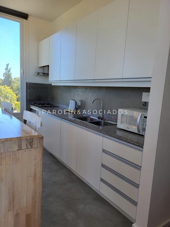 Casa en venta de 3 dormitorios en Santa Monica,
