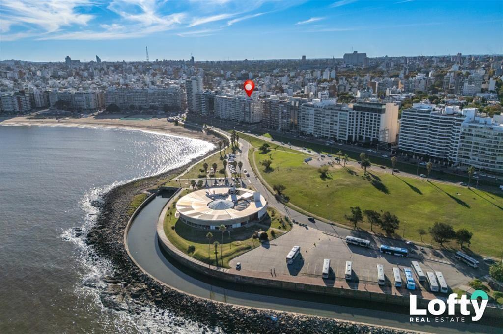 Apartamento en venta de 4 dormitorios 2 Garajes y Terraz...
