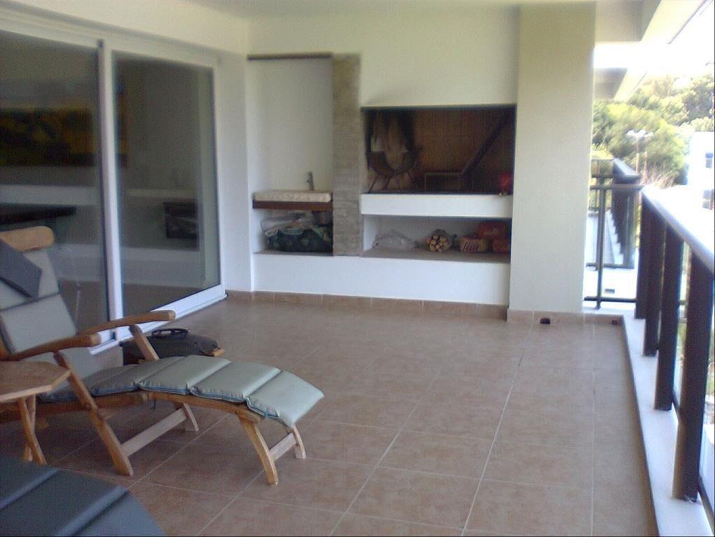 ALQUILER DE ESTUPENDO APARTAMENTO CON MUEBLES - ALQUILADO!!!