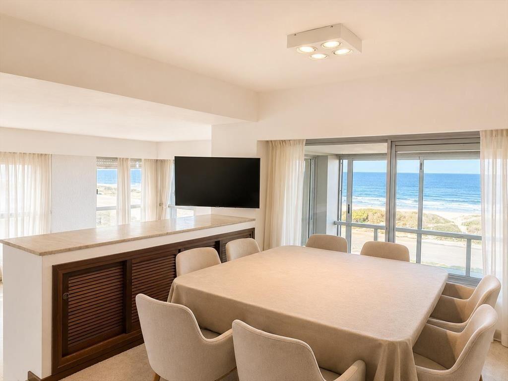Apartamento 2 dormitorios playa Brava