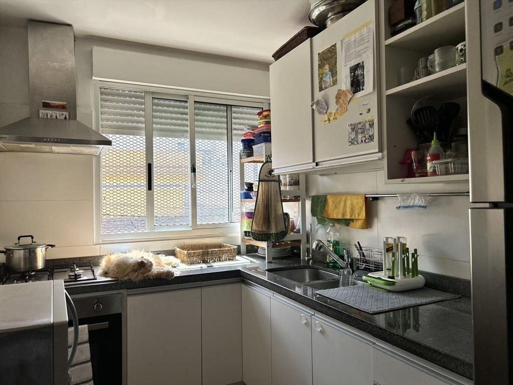 Venta casa 3 dormitorios en Tres Cruces con parrillero sin