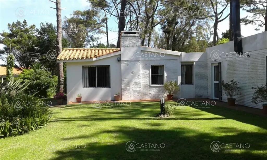 Muy linda casa a solo 200 mtrs. del mar!