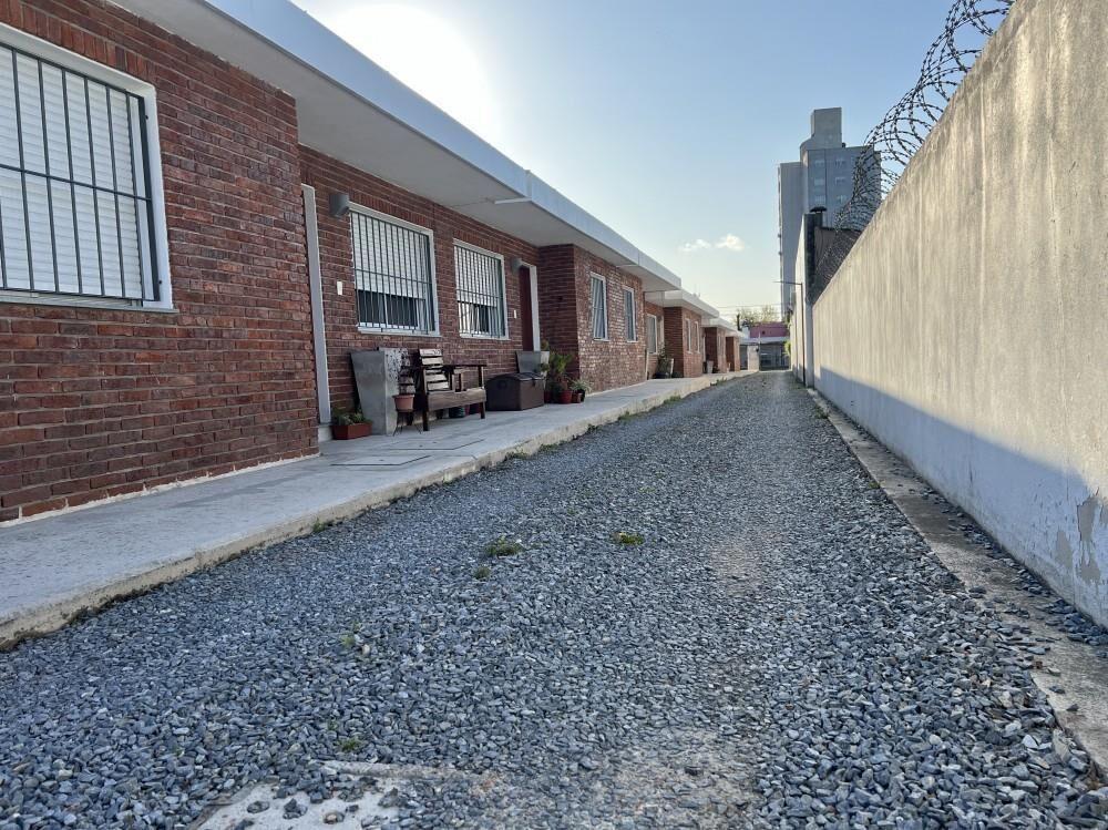 Venta casa 2 dorm en Sayago, Luis Giralt esq. Camino Ariel