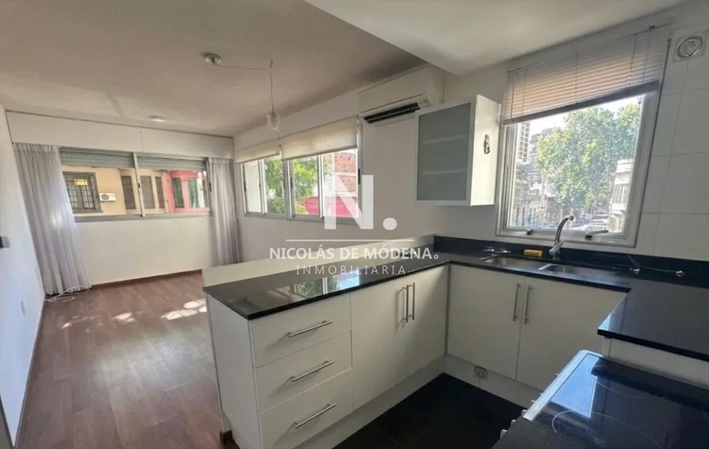 Venta Apartamento Con Renta De 1 Dormitorio con 2