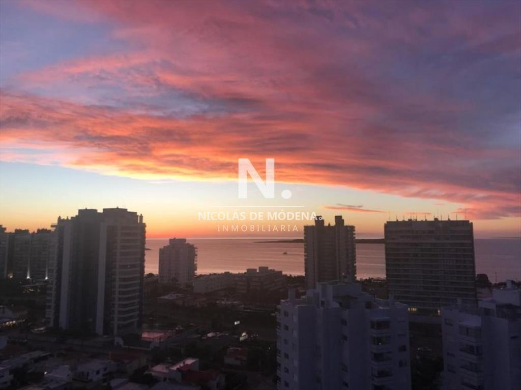 Venta de departamento 3 dormitorios en Playa del